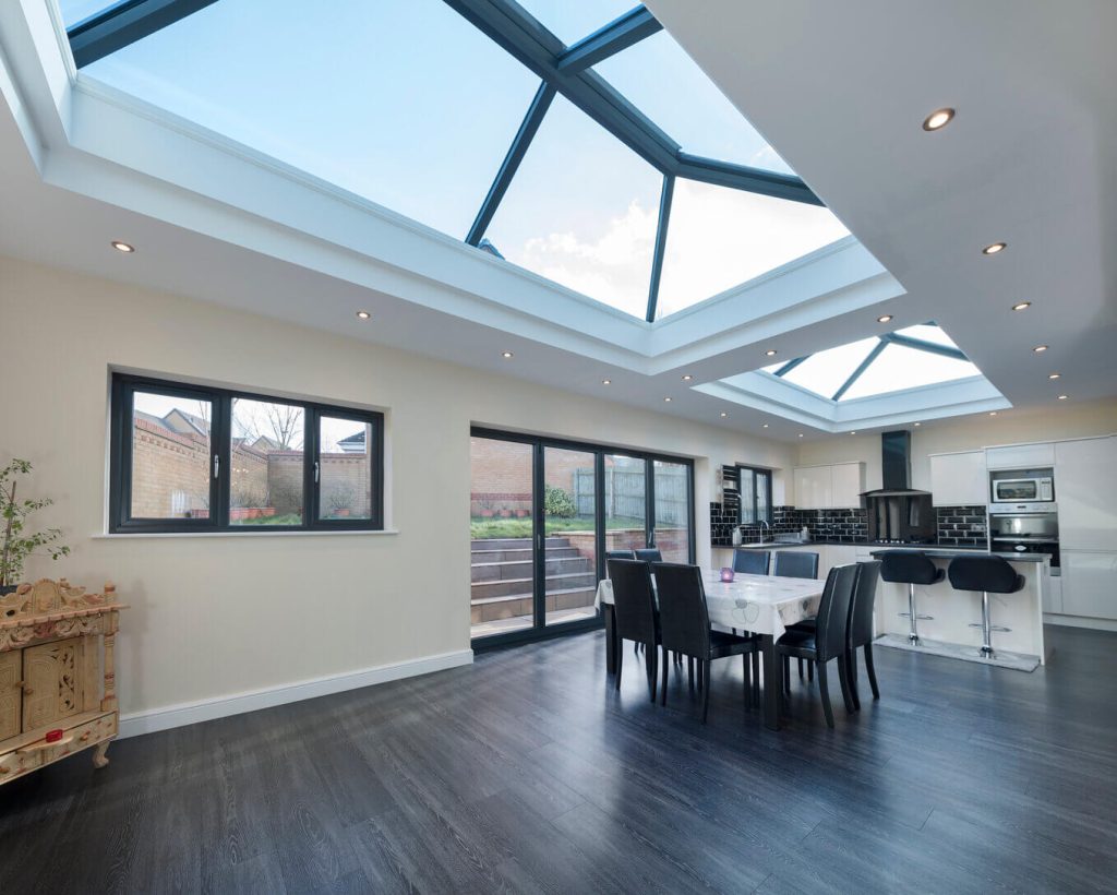 Flat roof extension